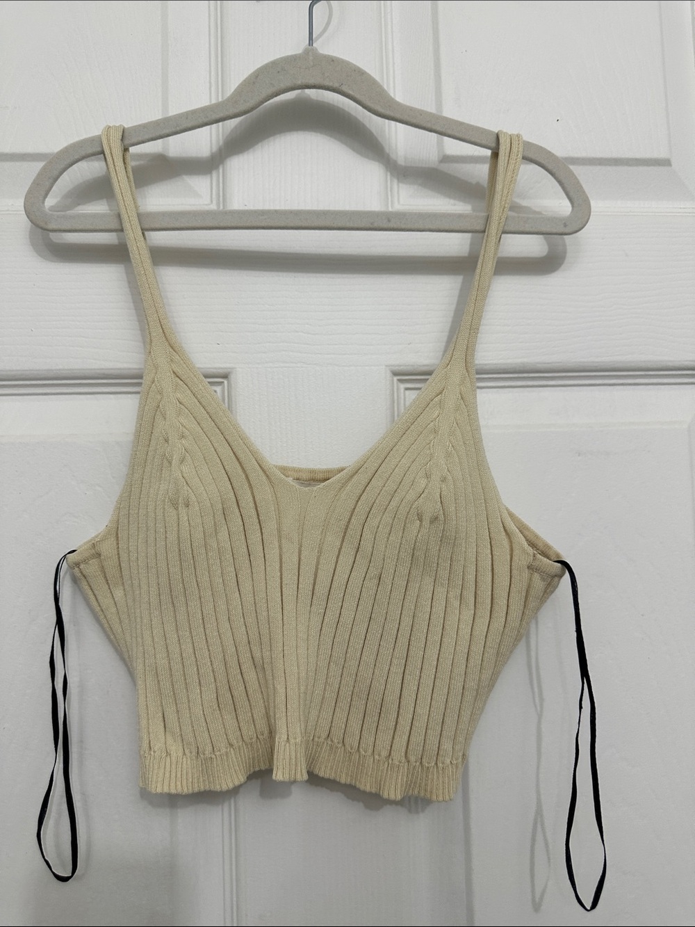 H&M Beige Ribbed V-Neck Knit Tank